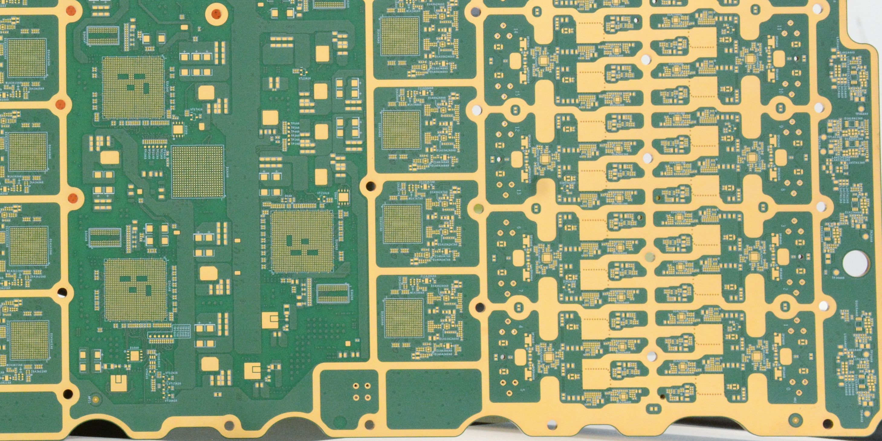 AAU�����