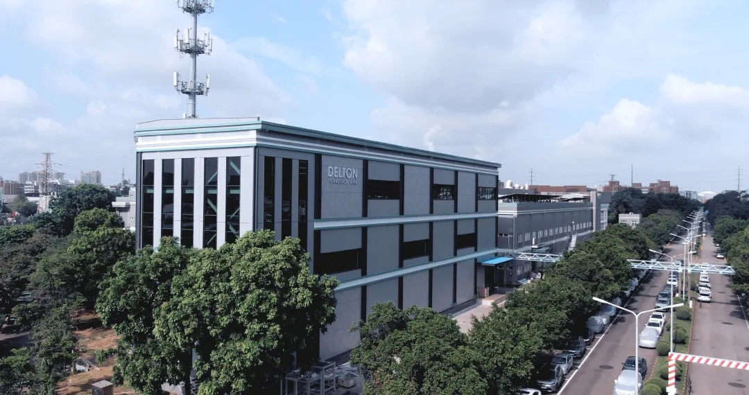 97���ʿƼ��Ķ����Ρ������л���������ҵ��